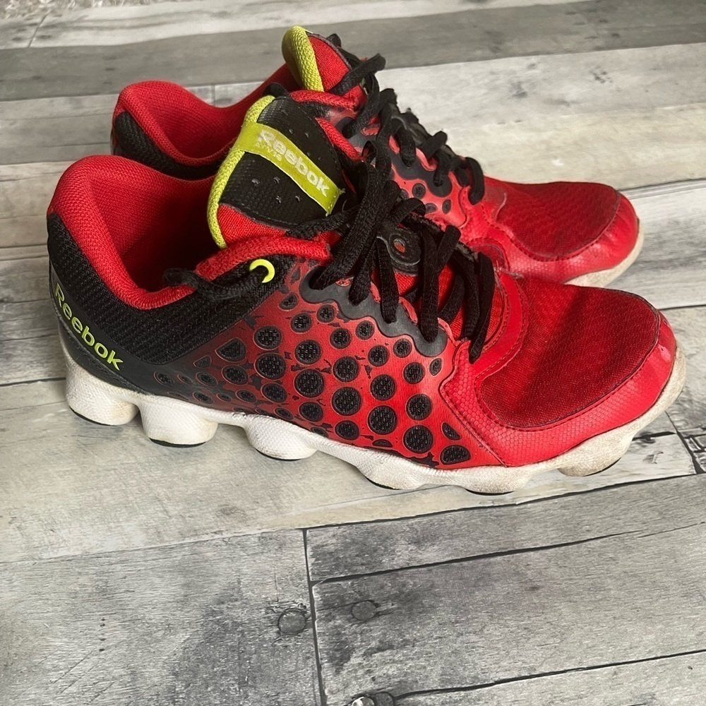 Reebok Sneakers Boy’s sz. 3